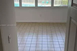 1710 NE 191st St, Miami, FL 33179 - Photo 9