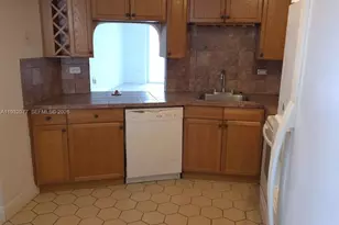 1710 NE 191st St, Miami, FL 33179 - Photo 7