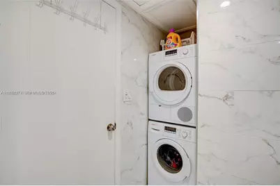 5600 Collins Ave #9M, Miami Beach, FL 33140 - Photo 21