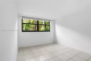 101 Ocean Ln Dr, Key Biscayne, FL 33149 - Photo 17