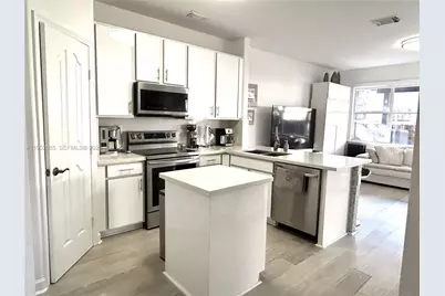 11562 NW 80th St, Doral, FL 33178 - Photo 11