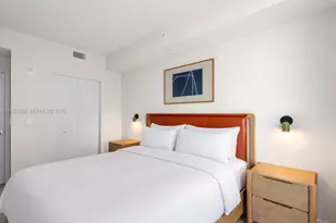 11 NE 6th St, Miami, FL 33132 - Photo 13