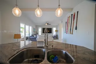 121 Lisbon Ct, Islamorada, FL 33036 - Photo 25