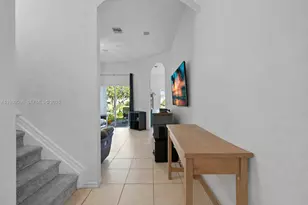 2467 SE 19th St, Homestead, FL 33035 - Photo 9