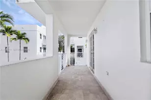 929 SW 11th St, Miami, FL 33129 - Photo 17