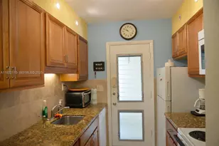 17090 NE 14th Ave, Miami, FL 33162 - Photo 9