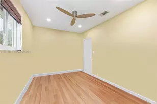 3497 NE 20th Ave, Oakland Park, FL 33306 - Photo 15