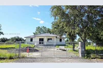 430 N Bald Cypress Ave, Clewiston, FL 33440 - Photo 11