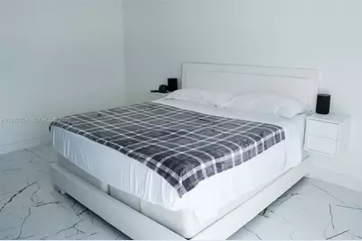 9670 Glacier Dr, Miramar, FL 33025 - Photo 9