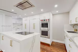 10155 Collins Ave, Bal Harbour, FL 33154 - Photo 11