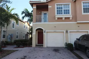 9070 Preston Pl, Tamarac, FL 33321 - Photo 1