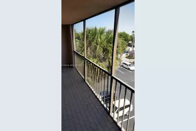 8625 NW 8th St #401, Miami, FL 33126 - Photo 11