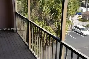 8625 NW 8th St, Miami, FL 33126 - Photo 11