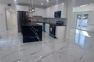 19800 NW Miami Ct, Miami Gardens, FL 33169 - Photo 1