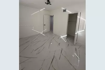 19800 NW Miami Ct, Miami Gardens, FL 33169 - Photo 15