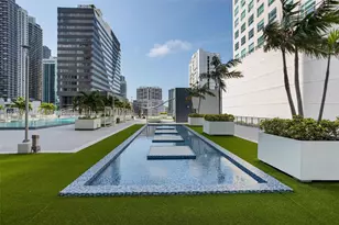 690 SW 1st Ct, Miami, FL 33130 - Photo 15