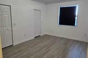 8785 NW 116th Ct, Doral, FL 33178 - Photo 15