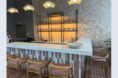 11 NE 6th St #802, Miami, FL 33132 - Photo 19