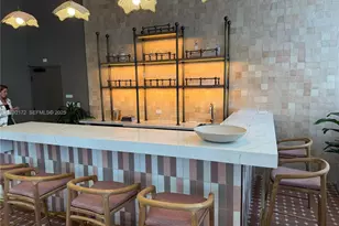 11 NE 6th St, Miami, FL 33132 - Photo 19