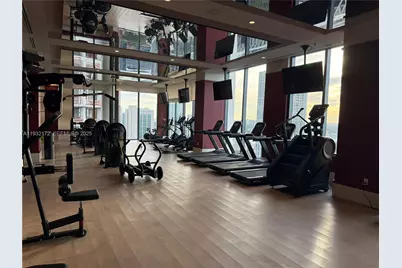 11 NE 6th St #802, Miami, FL 33132 - Photo 29