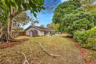 10901 SW 116th Ave, Miami, FL 33176 - Photo 27