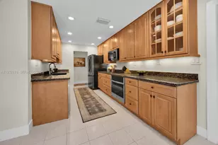 10901 SW 116th Ave, Miami, FL 33176 - Photo 11