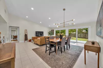 10901 SW 116th Ave, Miami, FL 33176 - Photo 9