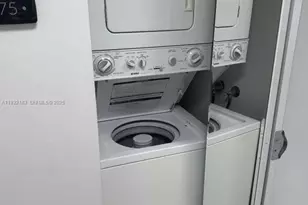 9520 SW 8th St, Miami, FL 33174 - Photo 3