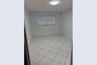 9520 SW 8th St #109, Miami, FL 33174 - Photo 11