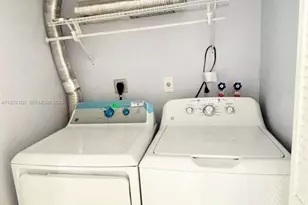 16891 SW 92nd Ct, Palmetto Bay, FL 33157 - Photo 15