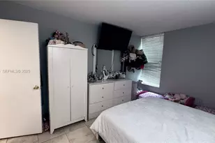 8860 Fontainebleau Blvd, Miami, FL 33172 - Photo 31