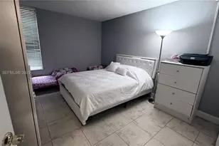 8860 Fontainebleau Blvd, Miami, FL 33172 - Photo 29