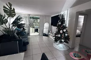 8860 Fontainebleau Blvd, Miami, FL 33172 - Photo 3