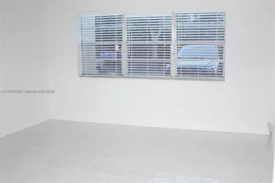 6940 Miami Gardens Dr #1-126, Hialeah, FL 33015 - Photo 7