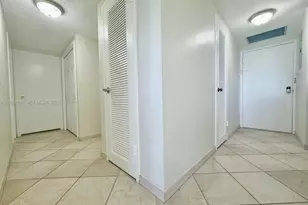 3725 S Ocean Dr, Hollywood, FL 33019 - Photo 5