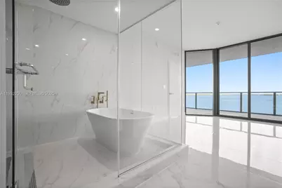 700 NE 24th St #602, Miami, FL 33137 - Photo 35