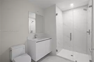 700 NE 24th St, Miami, FL 33137 - Photo 13