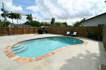9404 SW 8th Ter, Miami, FL 33174 - Photo 7