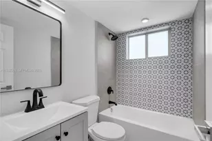 560 NE 63rd St, Miami, FL 33138 - Photo 23