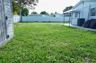 10921 N Snapper Creek Dr, Miami, FL 33173 - Photo 25