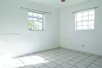 10921 N Snapper Creek Dr, Miami, FL 33173 - Photo 13