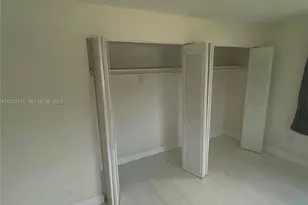 8107 SW 72nd Ave, Miami, FL 33143 - Photo 7