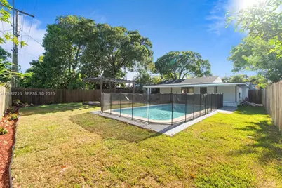 1516 SW 30th Terrace, Fort Lauderdale, FL 33312 - Photo 11