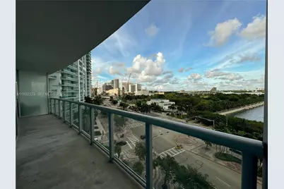 888 Biscayne Blvd #709, Miami, FL 33132 - Photo 17