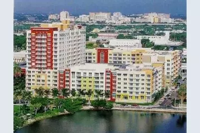 2001 Biscayne Blvd #2608, Miami, FL 33137 - Photo 9