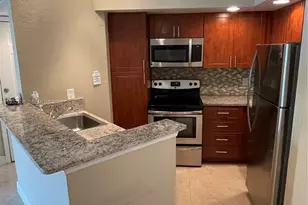 595 Vista Isles Dr, Sunrise, FL 33325 - Photo 5