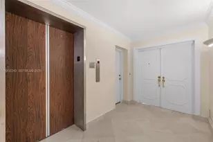 881 Ocean Dr, Key Biscayne, FL 33149 - Photo 27