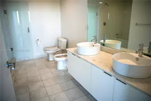 888 Biscayne Blvd, Miami, FL 33132 - Photo 33