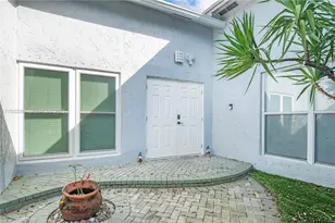 4093 NW 1st Pl, Deerfield Beach, FL 33442 - Photo 5