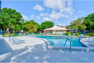 4850 NW 29th Ct #325, Lauderdale Lakes, FL 33313 - Photo 35